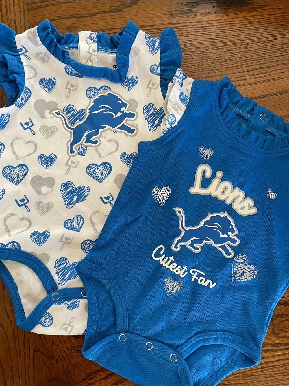 NWOT 0/3M Baby One-Piece Bodysuit Set - Blue Lions 